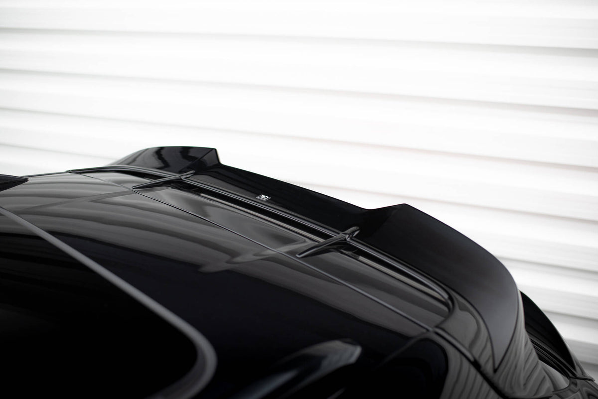 Bakside av Maxton Design spoiler cap 3D med 3M teip til Porsche Macan GTS Mk1 Facelift 2