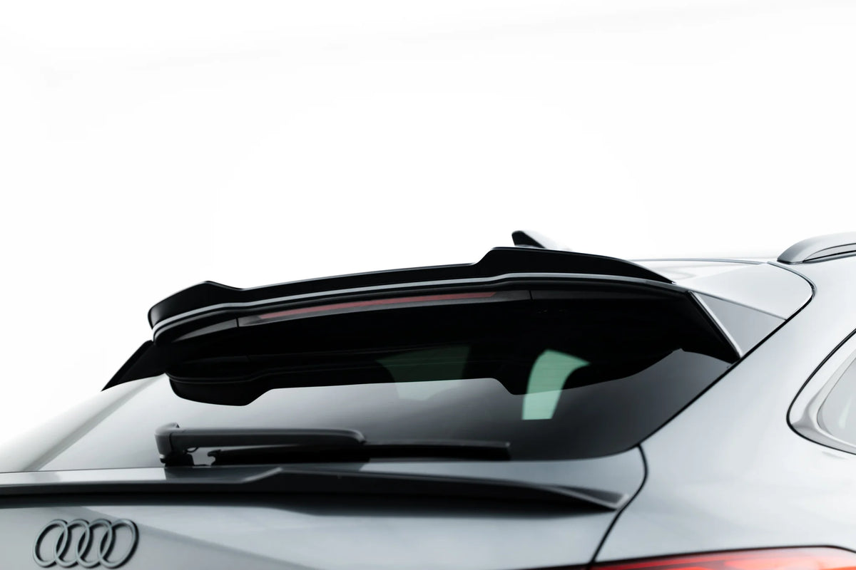 Nærbilde av Gloss Black-finish på spoiler cap for Audi SQ5 Sportback Mk3