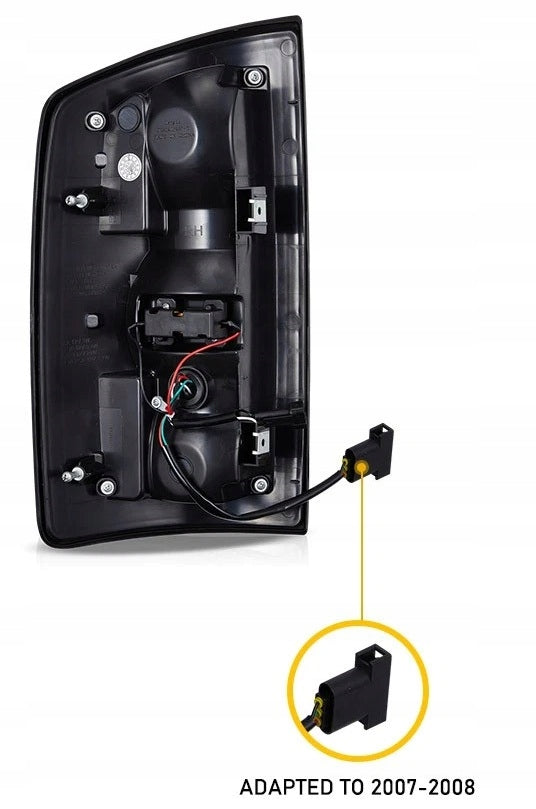 Baksiden av Ram III-baklykt med adapterplugg for 2007-2008.