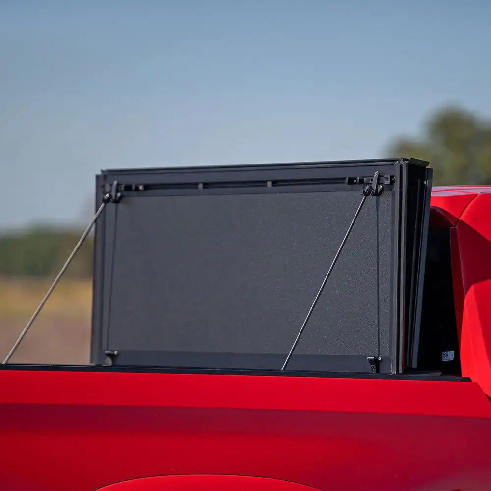 Røff Country Tri-fold Flip Up Deksel 5’10’ Til Chevrolet Silverado 1500 (2019-) - 8