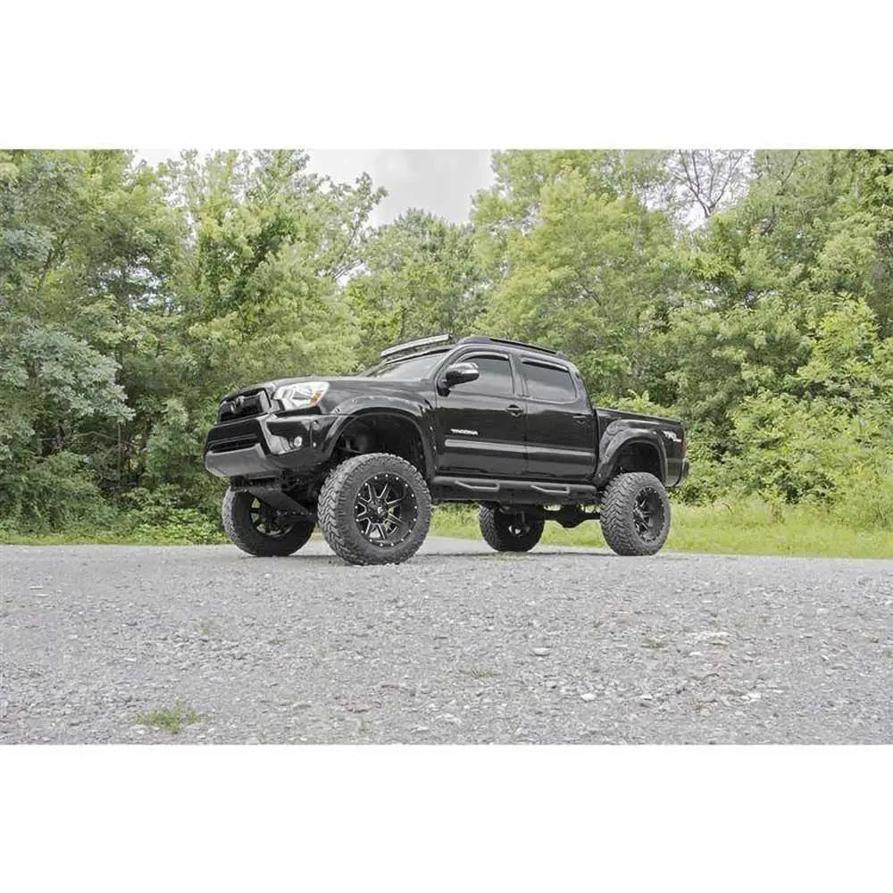 Røffe Country Nerf Trinn 5’ - Toyota Tacoma 05-15