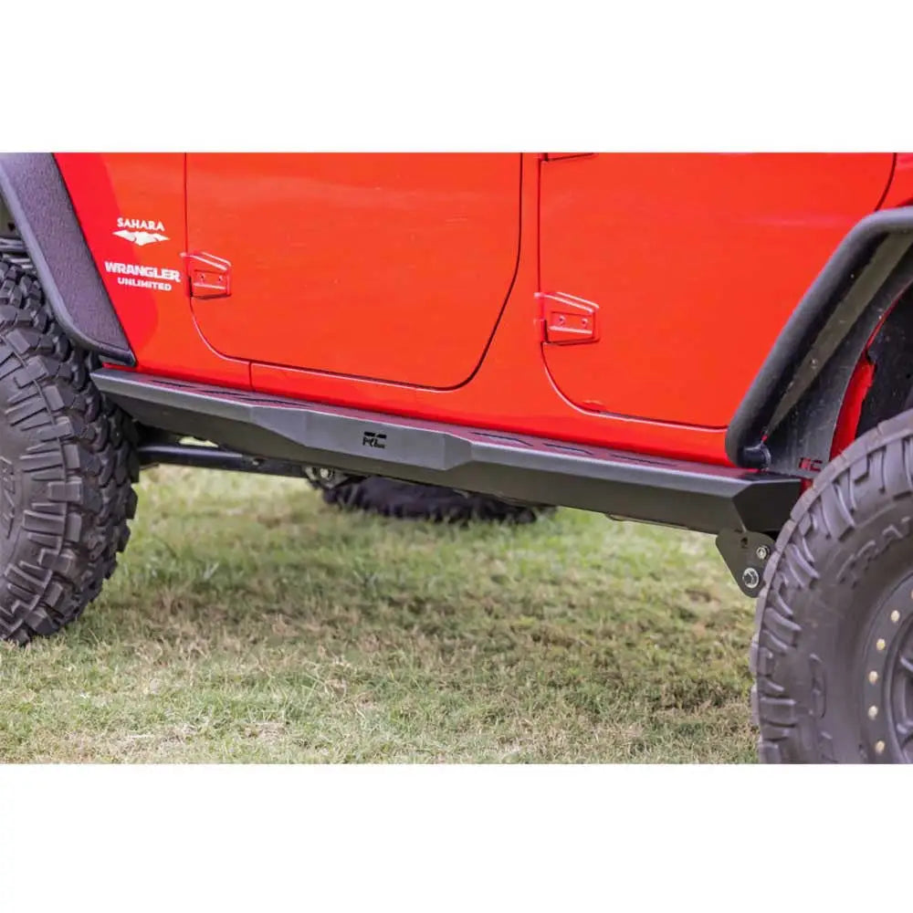 Siderør Rock Sliders Rough Country - Jeep Wrangler Jk 4 d 07-18 - 3