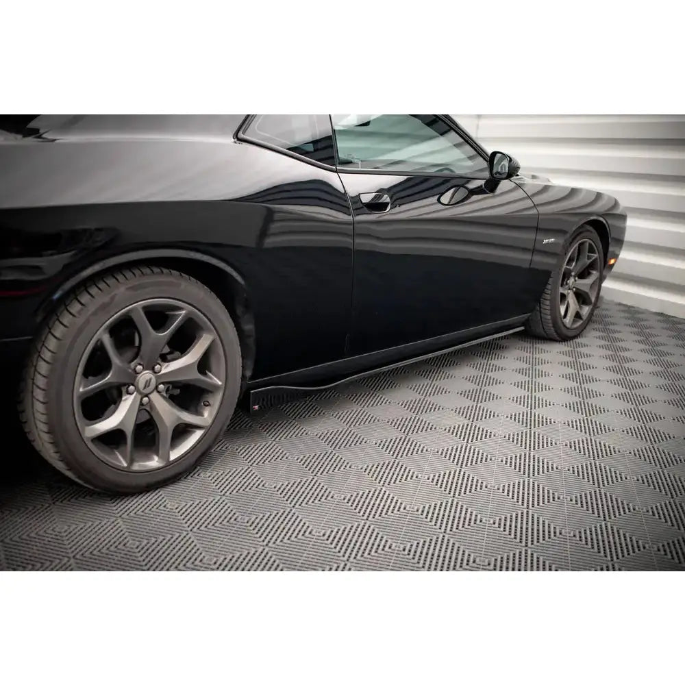 Sideskjørt Lepper - Dodge Challenger Rt Mk3 Facelift 14-