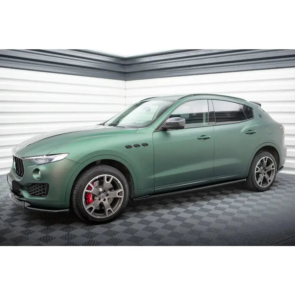 Sideskjørt Maserati Levante Mk1 - 3