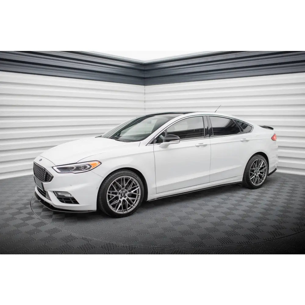 Sideskjørt Street Pro Ford Mondeo Sport Mk5 Facelift / Fusion Sport Mk2 Facelift