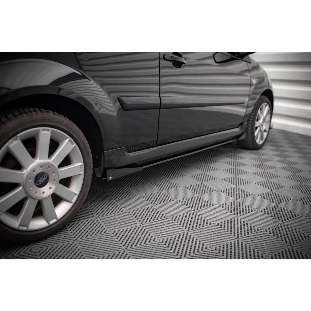 Sideskjørt Street Pro med Flaps Ford Fiesta St Mk6