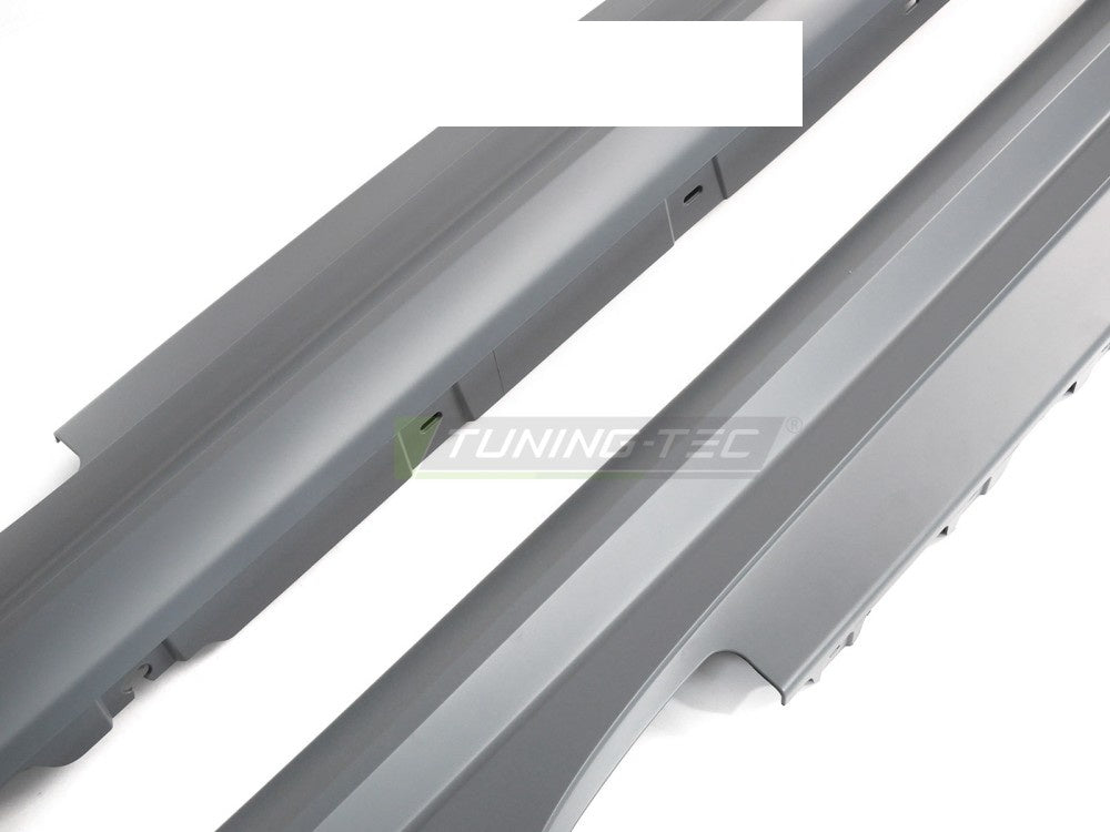 Detaljbilde av sport sideskjørt for BMW G22 G23 terskelparti