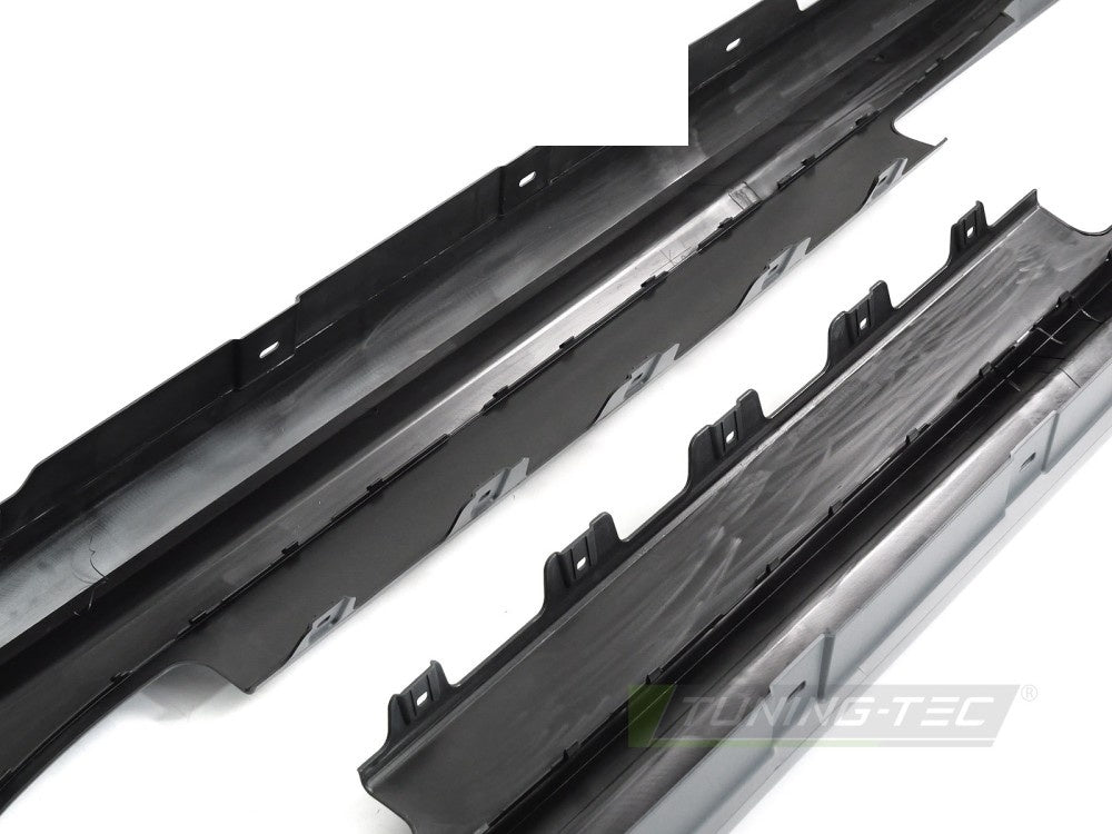 Detaljbilde av sport sideskjørt for BMW G22 G23 terskelparti