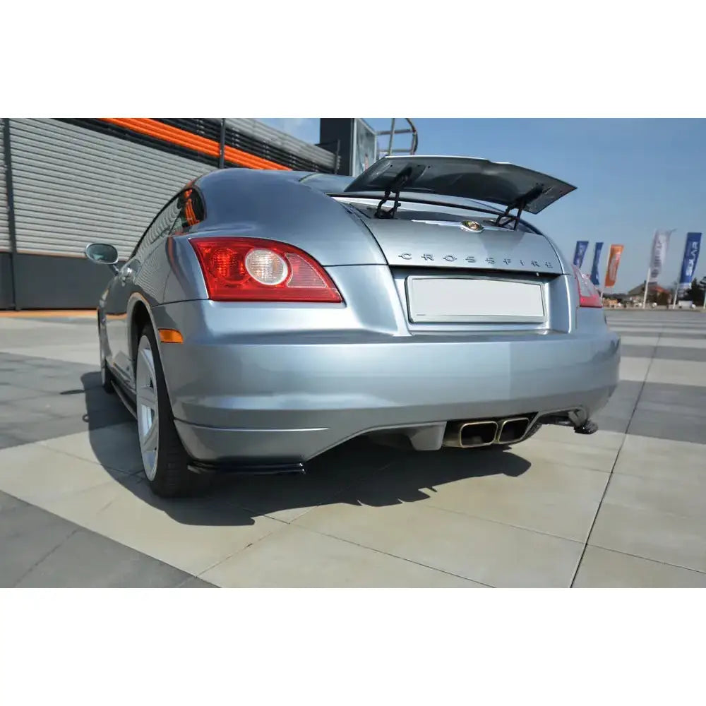 Sidesplittere bak Chrysler Crossfire