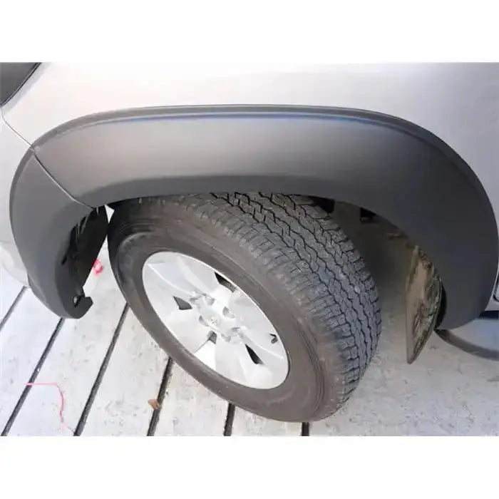 Skjermbreddere 2cm - Toyota Hilux 15- - 2