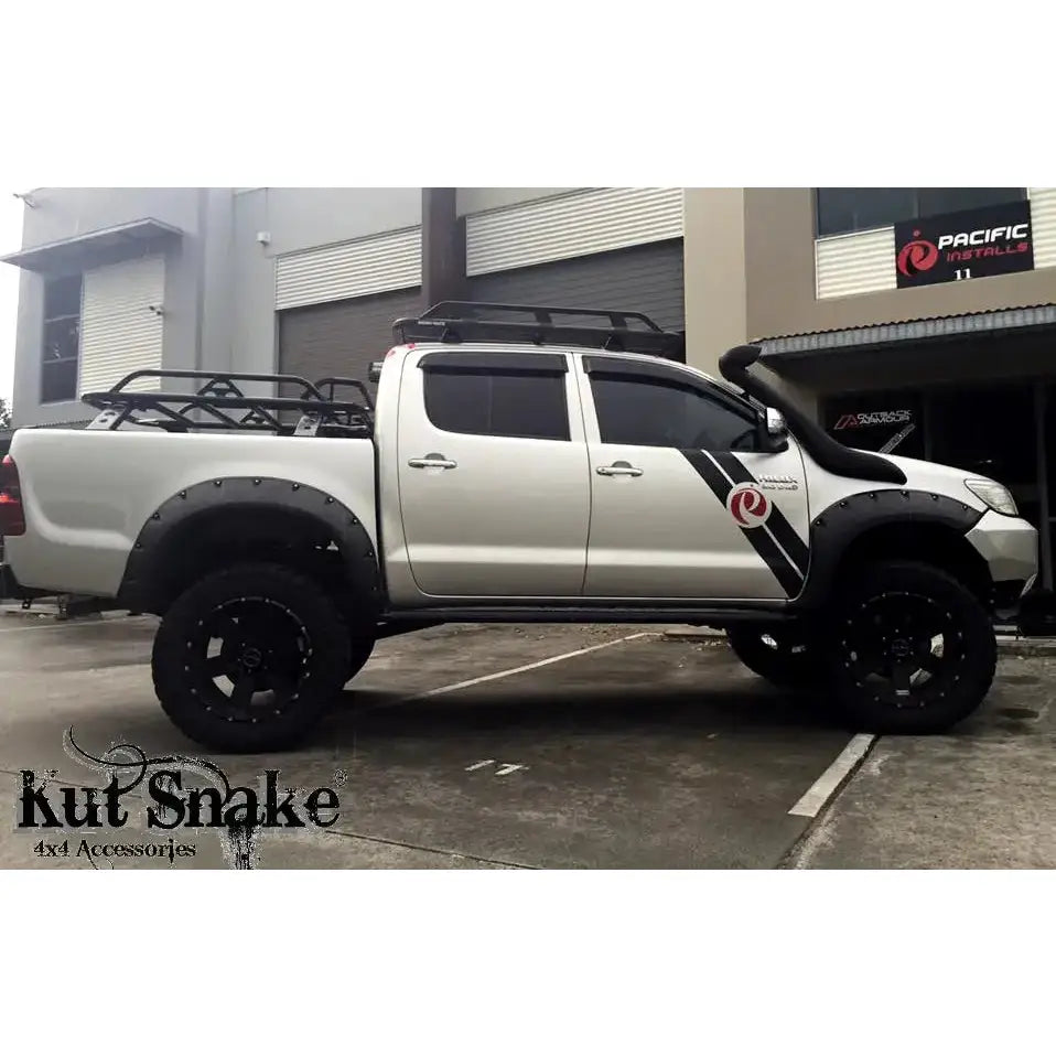 Skjermbreddere Kut Snake Monster - Toyota Hilux 05-12 - 4