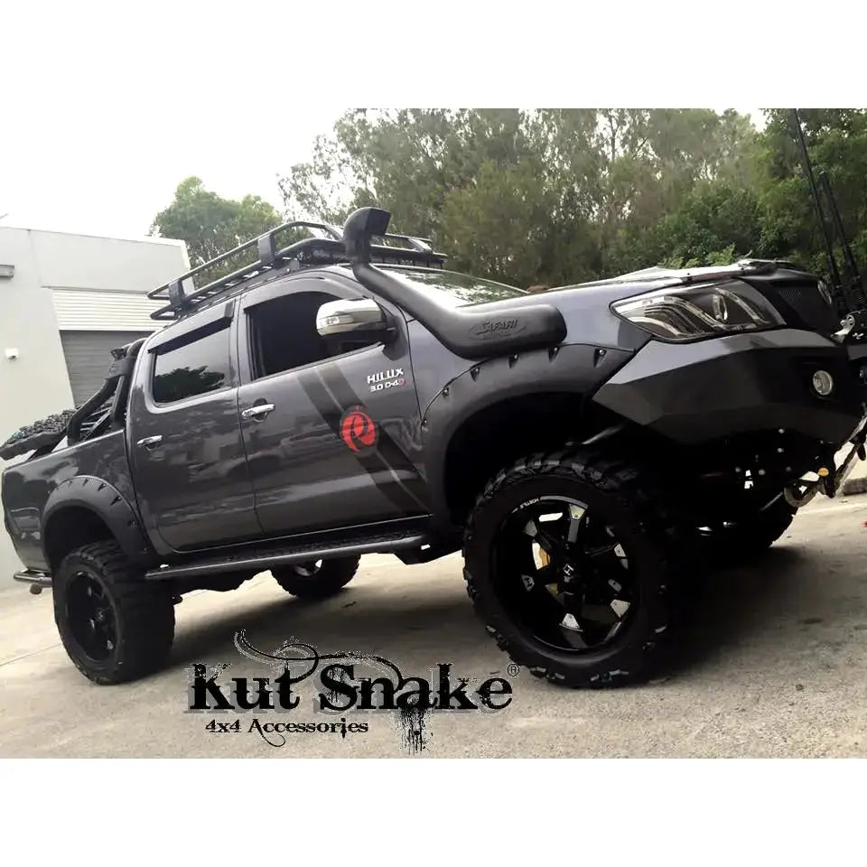 Skjermbreddere Kut Snake Monster - Toyota Hilux 12-15 - 2