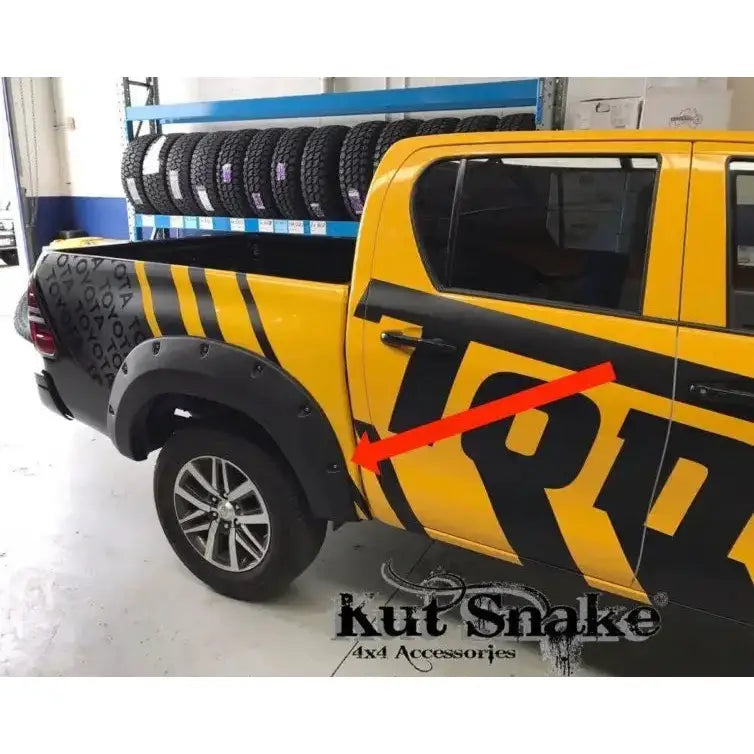 Skjermbreddere Kut Snake - Toyota Hilux 15-