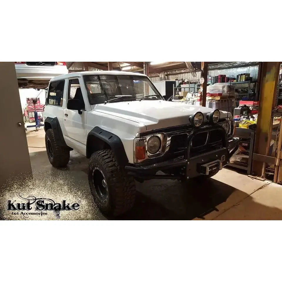 Skjermbreddere - Nissan Patrol Y60 3d 89-97 - 2