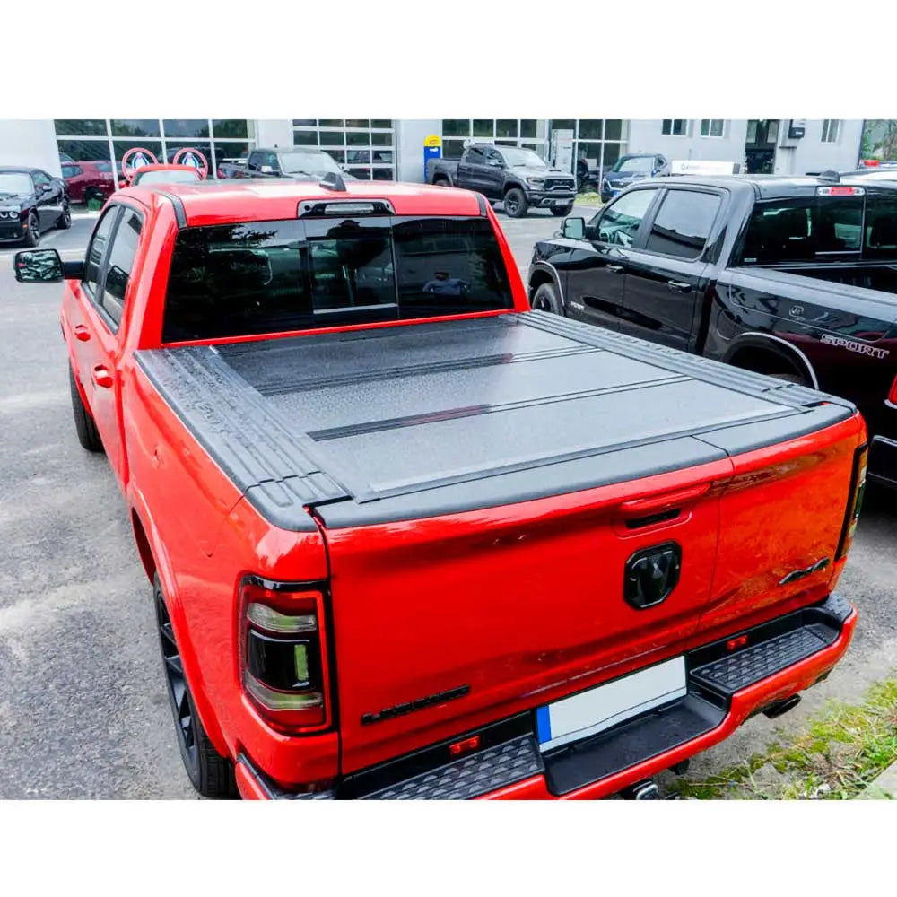 Solid Deksel Trifold Rambox Lav Profil Ofd 5’7’ - Ram 1500 Dt 19- - 14