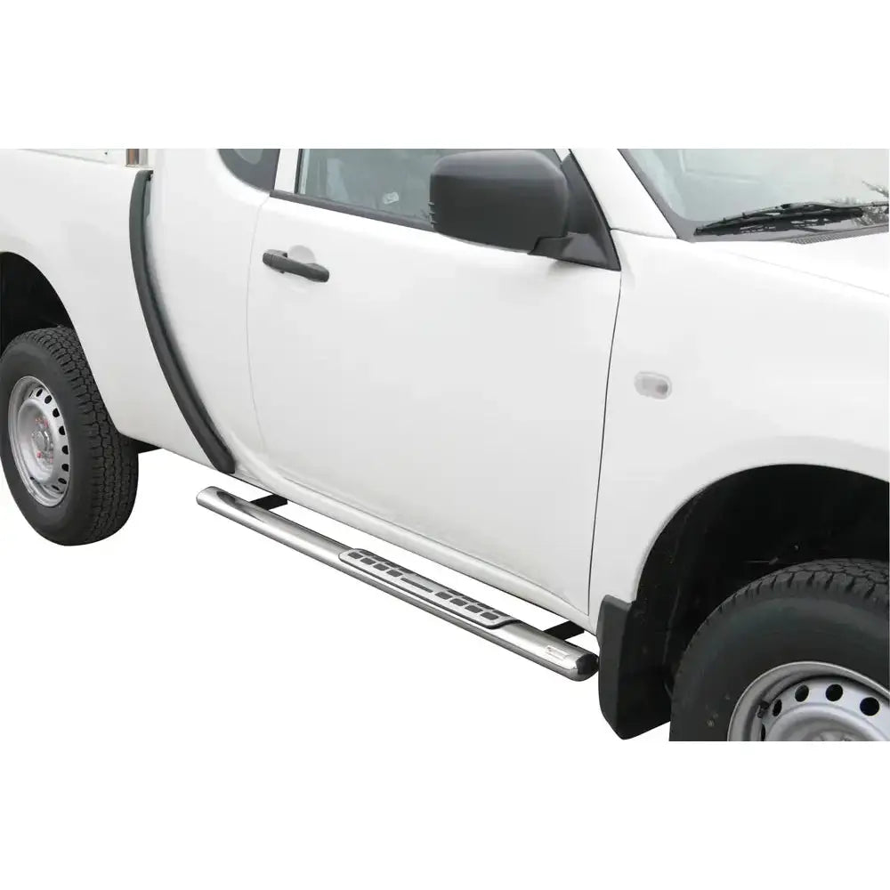 Stigtrinn Design Inox Mitsubishi L200 2010-2014 Club Cab - Polert Stål 1