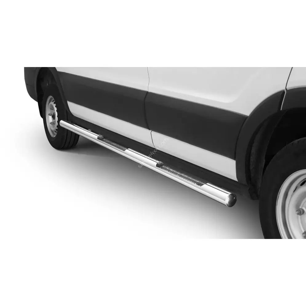 Stigtrinn Ford Transit 19-