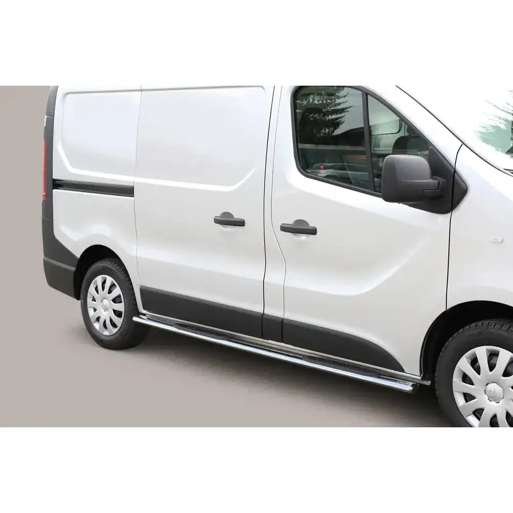 Stigtrinn Grand Pedana Oval Inox Opel Vivaro Swb 2014 >