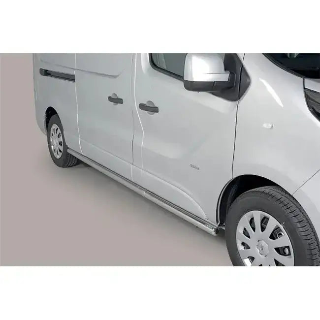 Stigtrinn Renault Trafic L2 2019