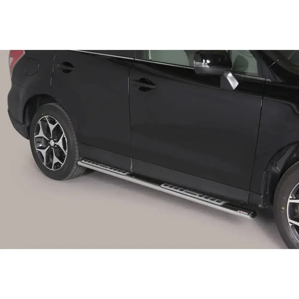 Stigtrinn Subaru Forester 13-15 - Design - Polert Stål 1