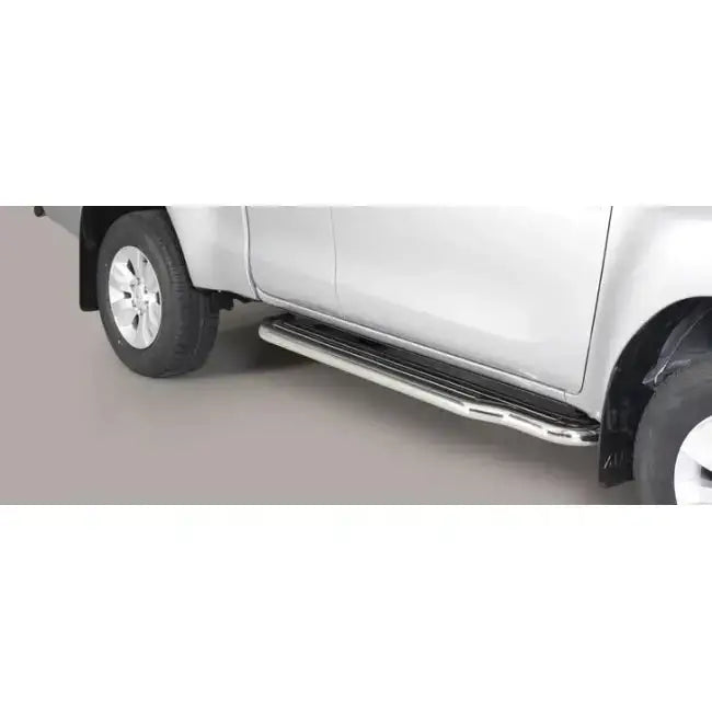 Stigtrinn Toyota Hi Lux Extra Cab 16 >