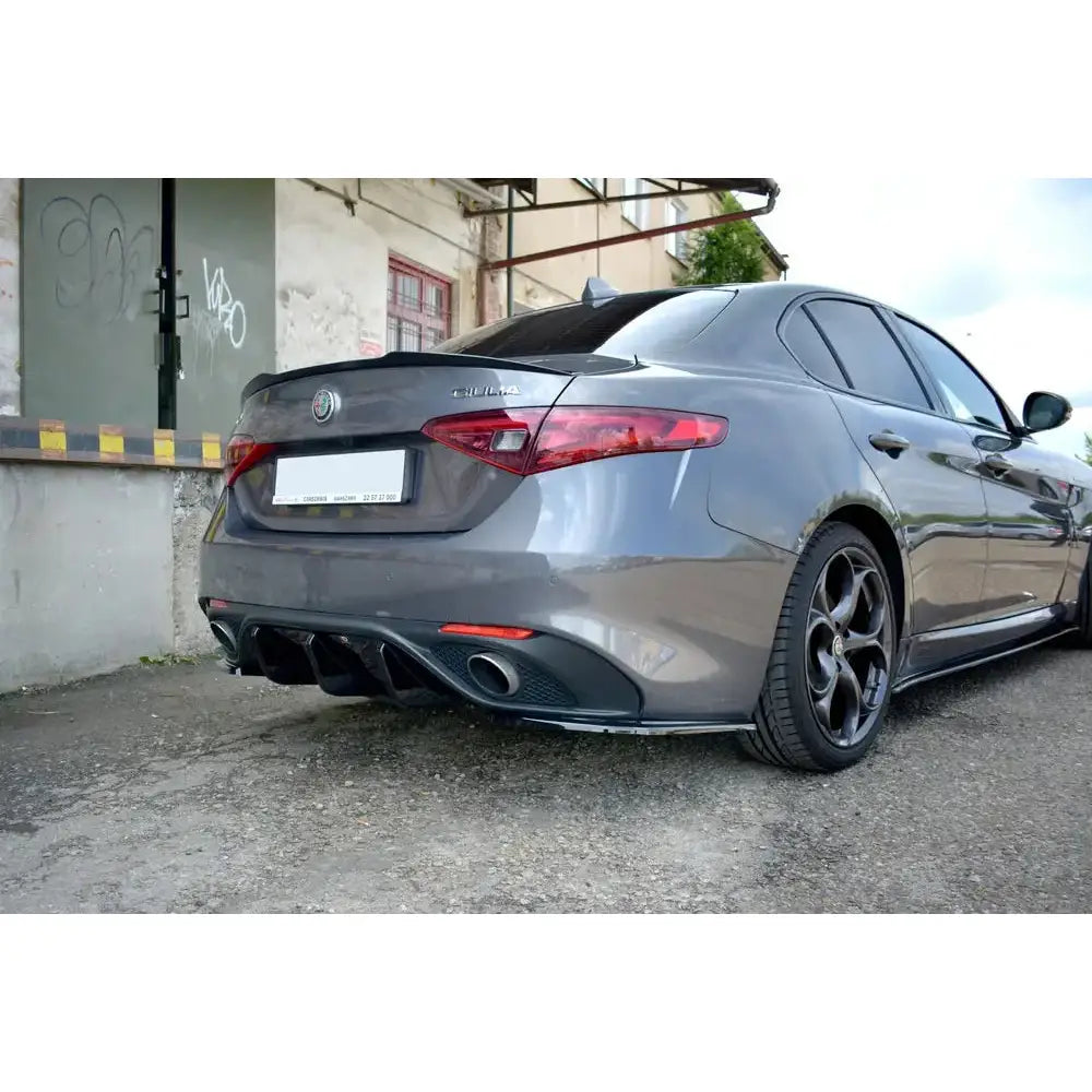 Diffuser bak Alfa Romeo Giulia Veloce