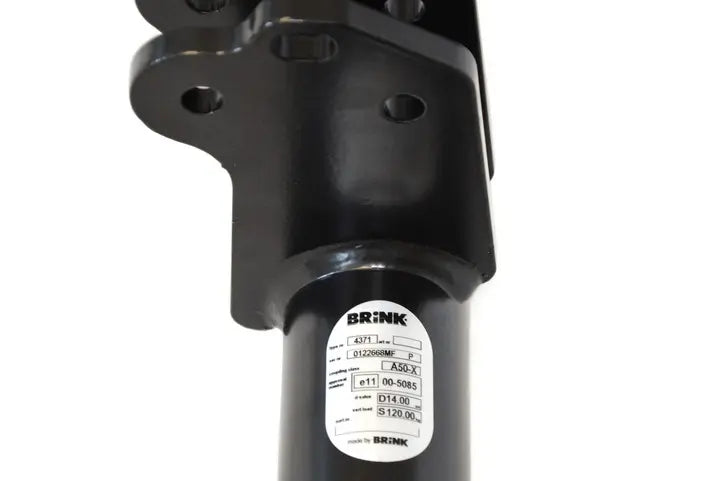 Nærbilde av Brink fastmontert tilhengerfeste med kulehode for Ford Mondeo V