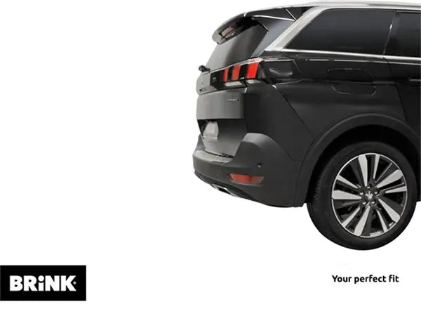 Brink tilhengerfeste montert under bakfangeren på Peugeot 5008 II SUV