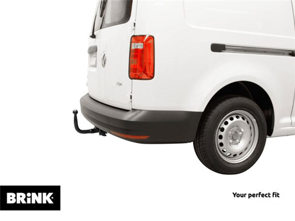 Brink avtagbart tilhengerfeste montert på Vw Caddy IV (2015-2020) sett bakfra