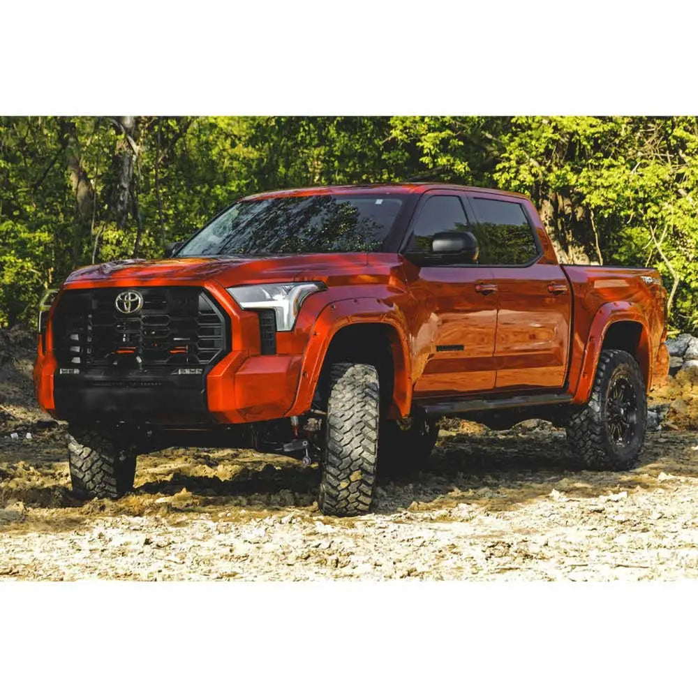 Toyota Tundra 22- Skjermbreddersett Rough Country Defender Pocket