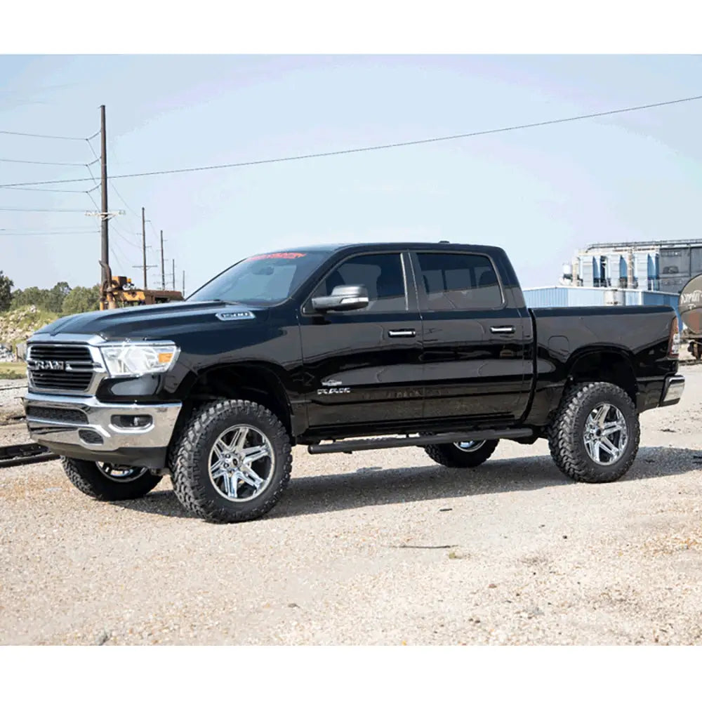 Trinnsett Rough Country - Ram 1500 Dt 19-