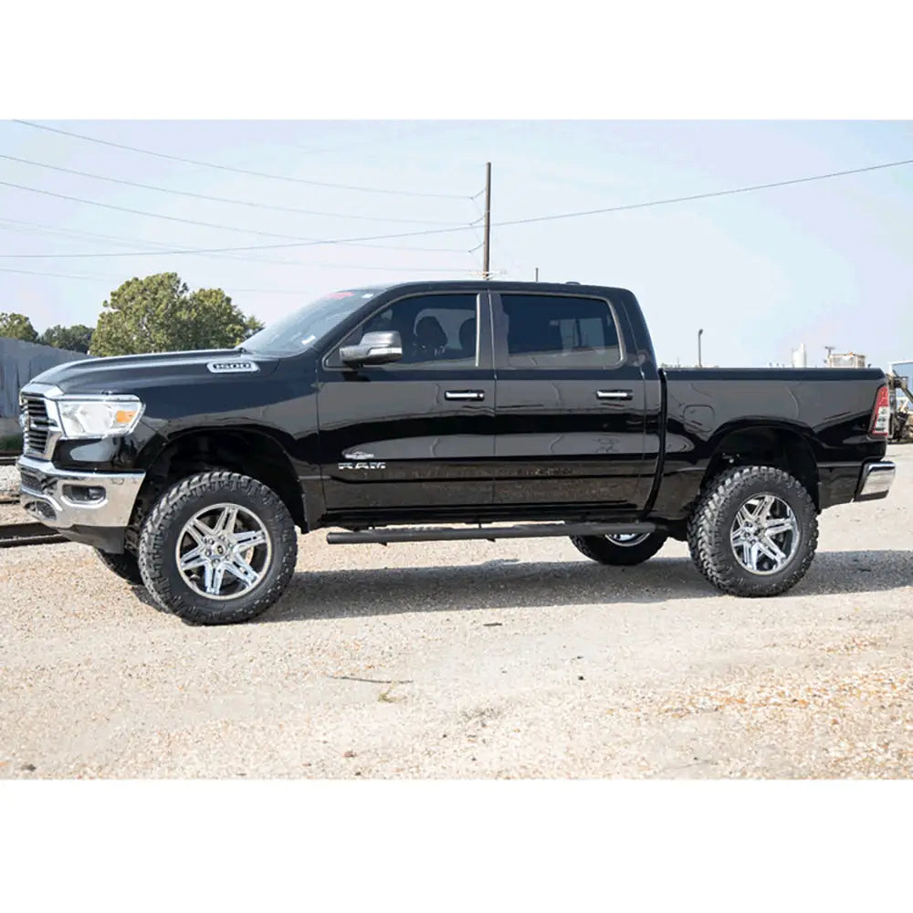 Trinnsett Rough Country - Ram 1500 Dt 19-