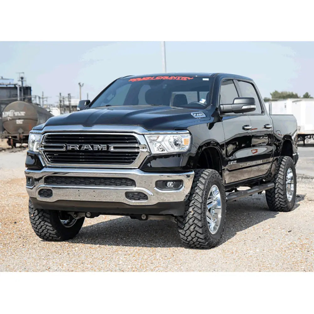 Trinnsett Rough Country - Ram 1500 Dt 19-