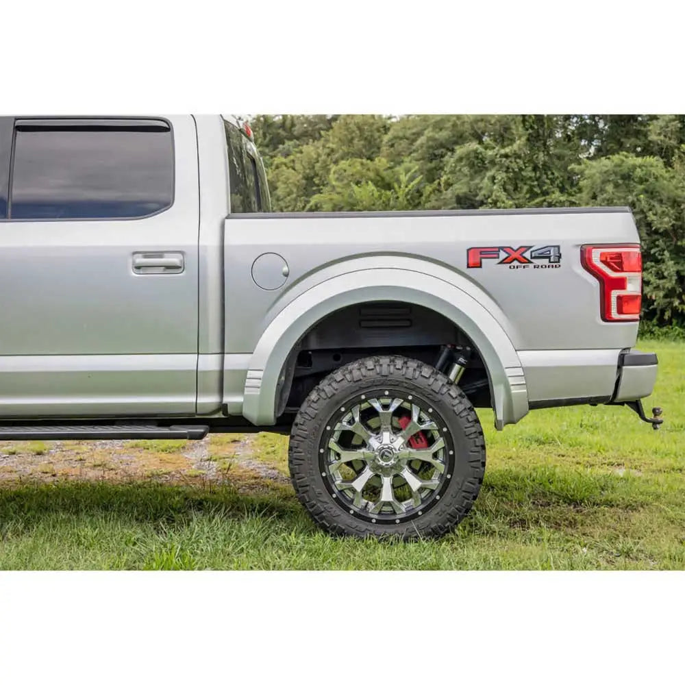 Utvidelser Av Forskjermer Foran Og Bak Rough Country Sf1 - Ford F150 15-17 - 15