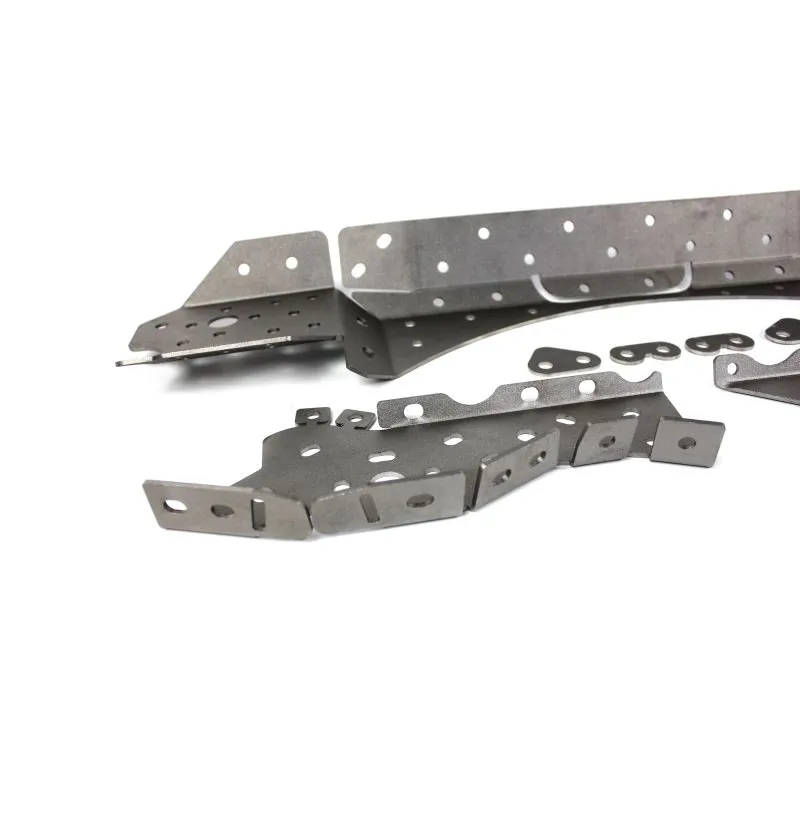 Swagier V2 PRO forsterkningsplate BMW E46 – laserskåret og CNC-kantpressbøyd stålplate