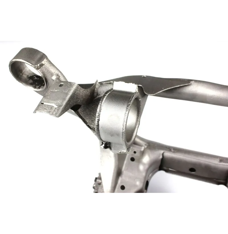 CNC-presset forsterkningssett til BMW 3-serie E46 bakre subramme